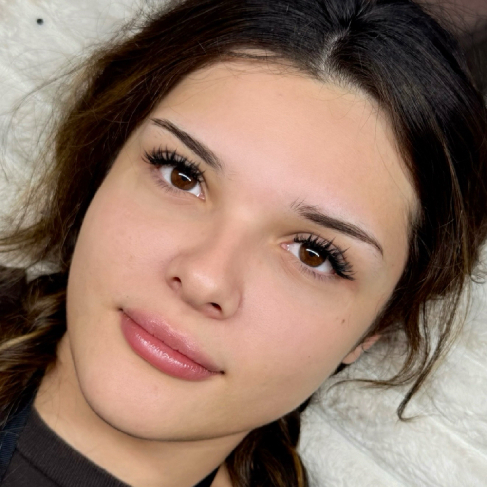 Custom Lash Fill (3 Weeks) at Isobel Lashes in Tucson, AZ