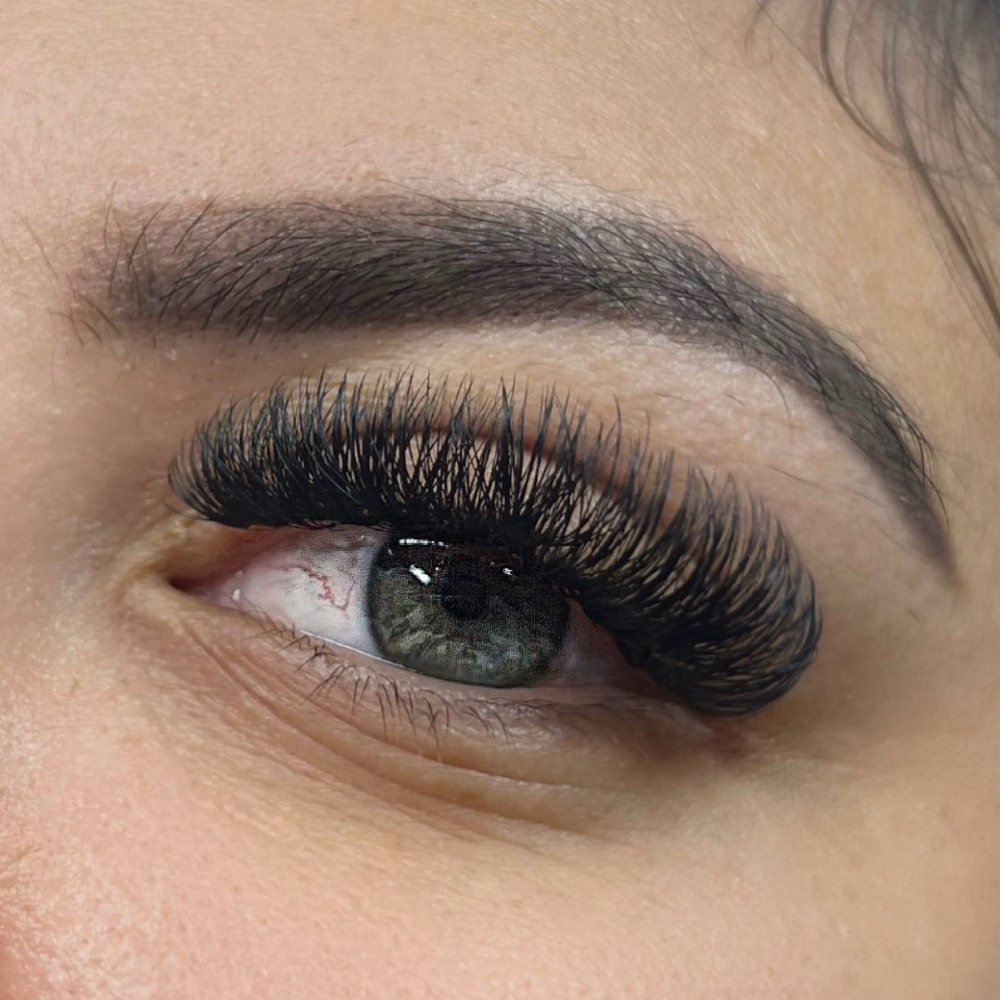 Volume Fill Plus (3- 3.5 Weeks) at The Lash Room LV in Las Vegas, NV
