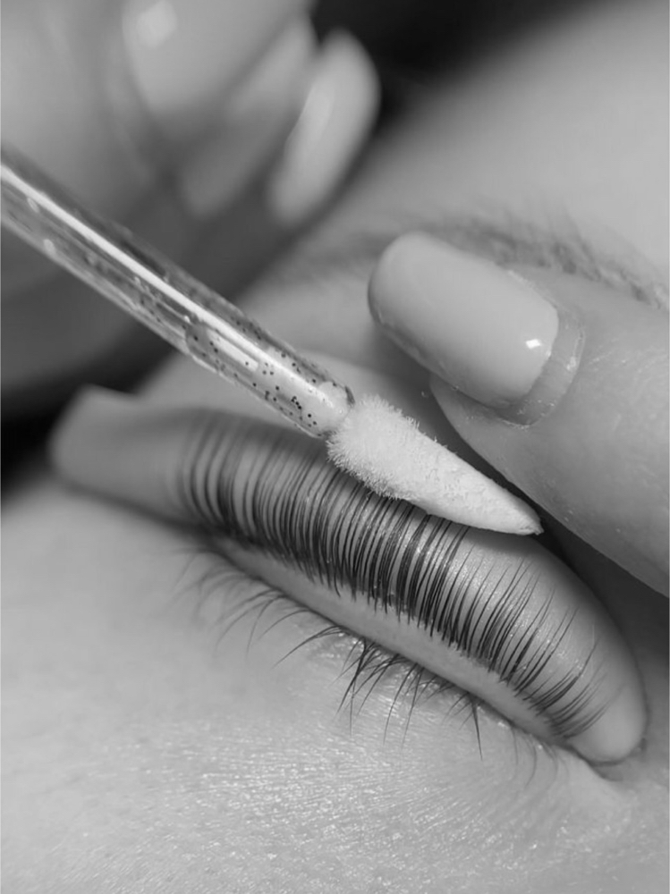 Lash Lift And Tint