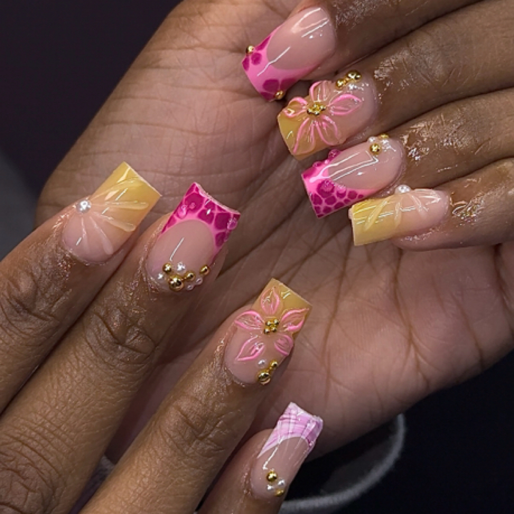 Gel-X Set (Lvl 3 Design) at MelodyMakeover in Youngstown, OH