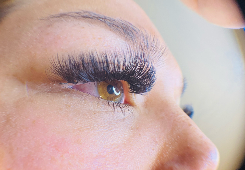 Volume Lashes full set