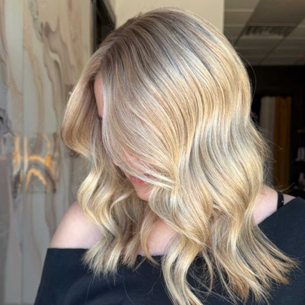 FULL HEAD CUSTOM LIGHTENING at Grace Sieck in Lubbock, TX