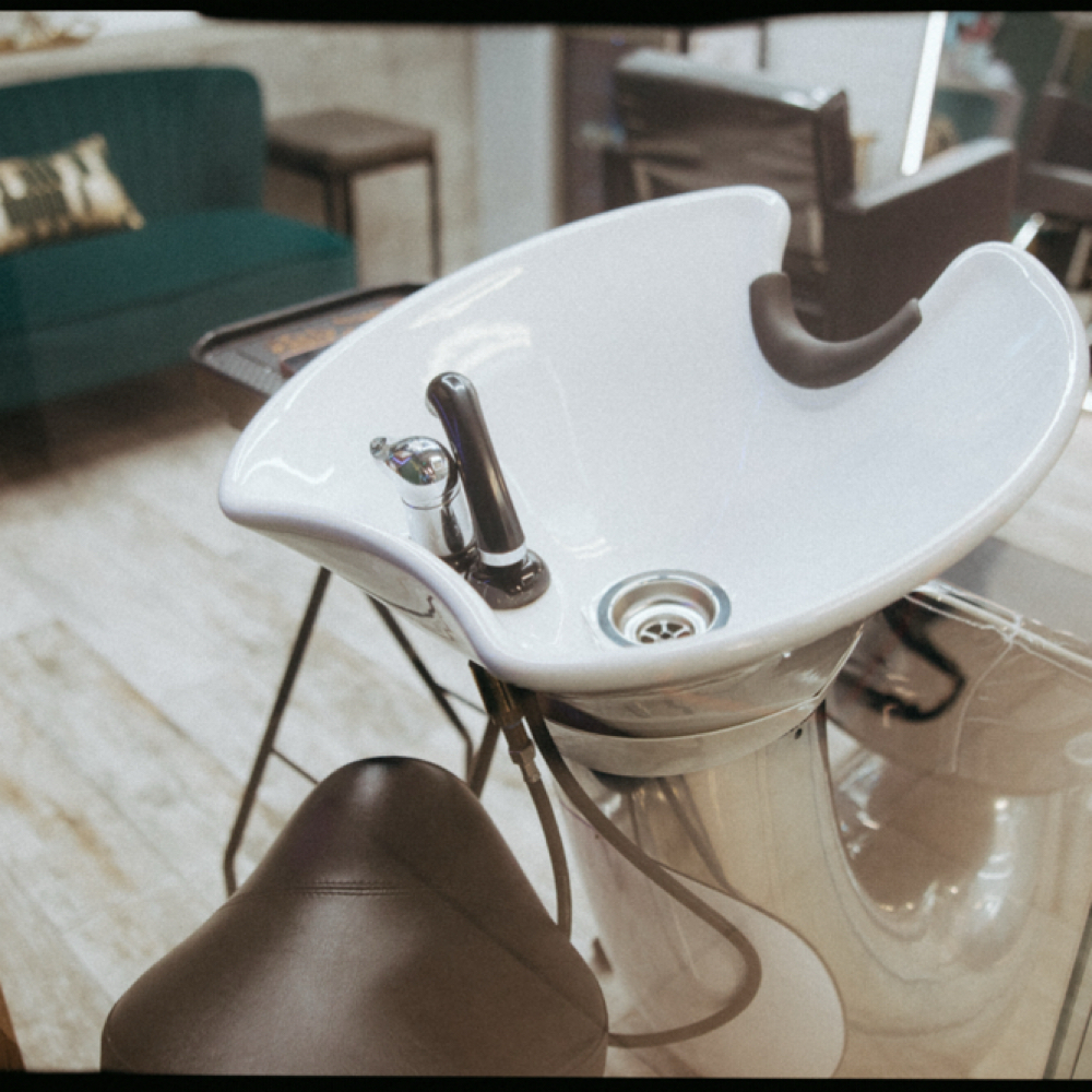 Conditioning Treatments at Nv Hair 305 in Pompano Beach, FL
