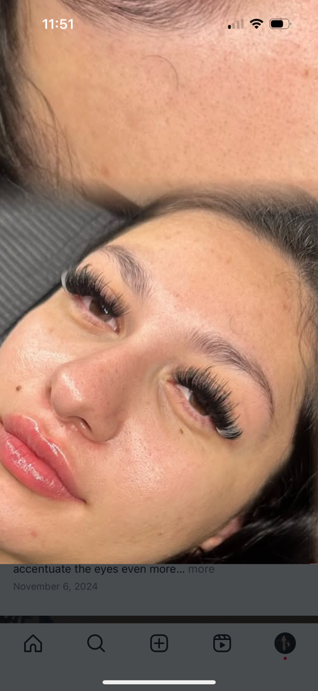 a POP of Color! at B’s Lashes in Seattle, WA