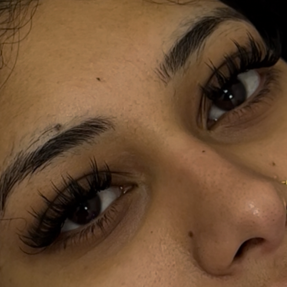 Freestyle Lash Set at Glowingyouraura in San Jose, CA