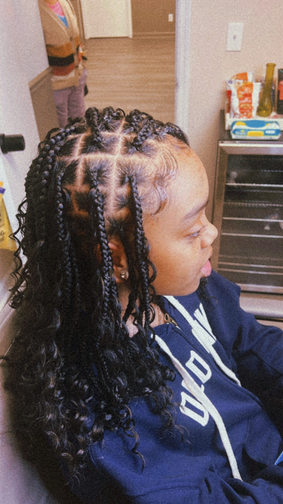 Medium Knotless Braids