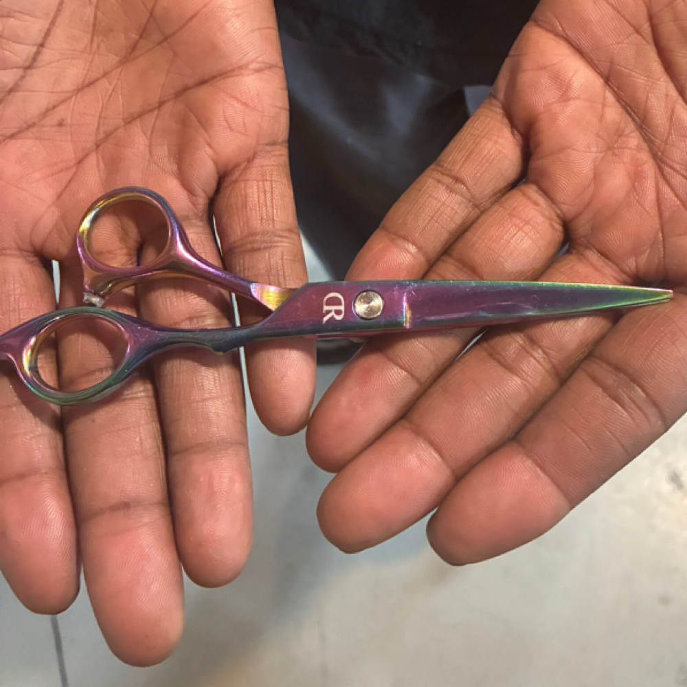 ADULT PRECISION TRIM at AfroDeziac in St. Louis, MO