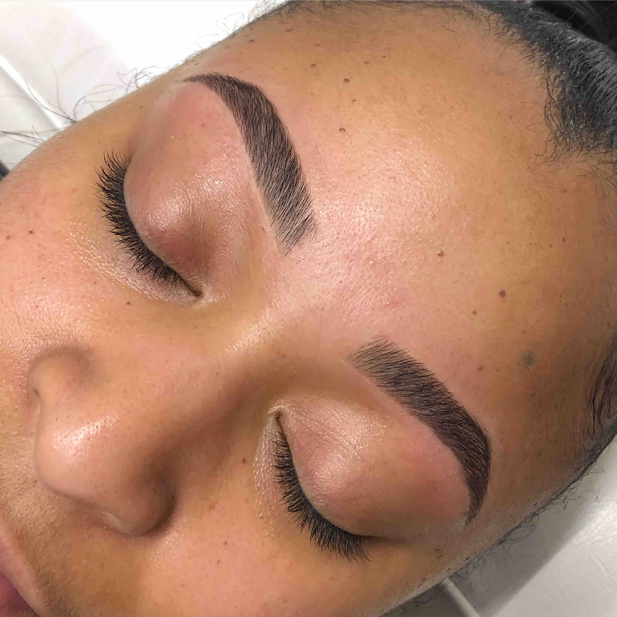 Eyebrow Sculpt & Tint