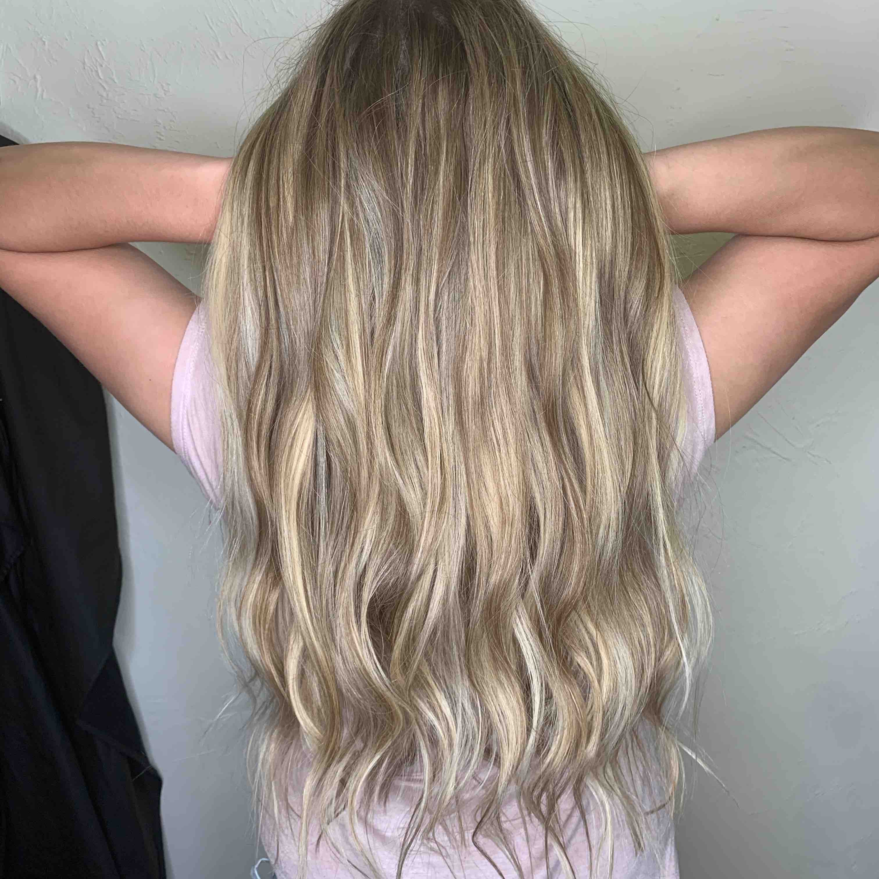 Balayage (dimensional Blonde)