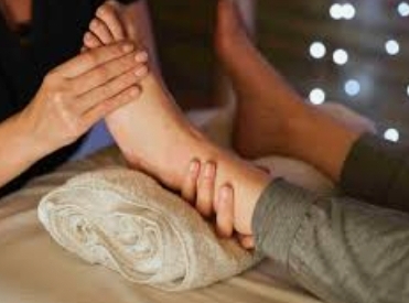 Aromatherapy Foot Massage
