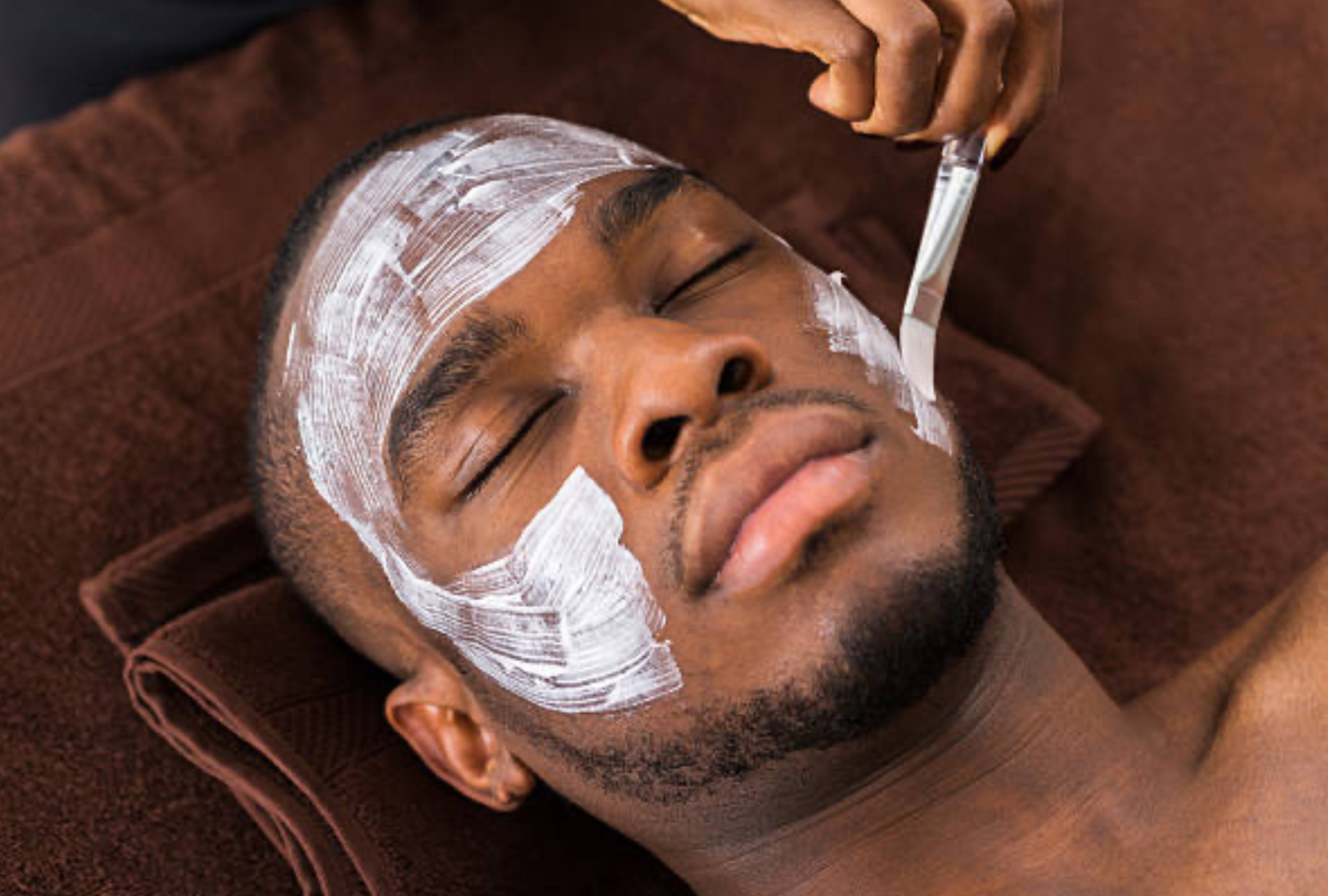 Men's Signature Groom & Glow Facial