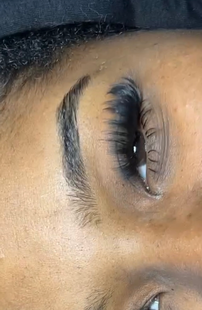 Bottom Lashes at KM Beauty in Sharon, PA