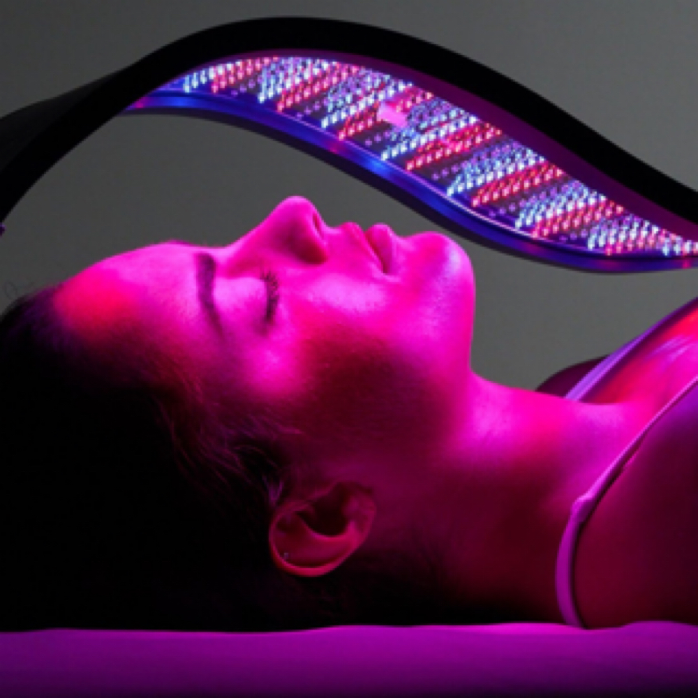 Tay: Light Therapy Session at Eclectic Beauty Lounge in Vancouver, WA