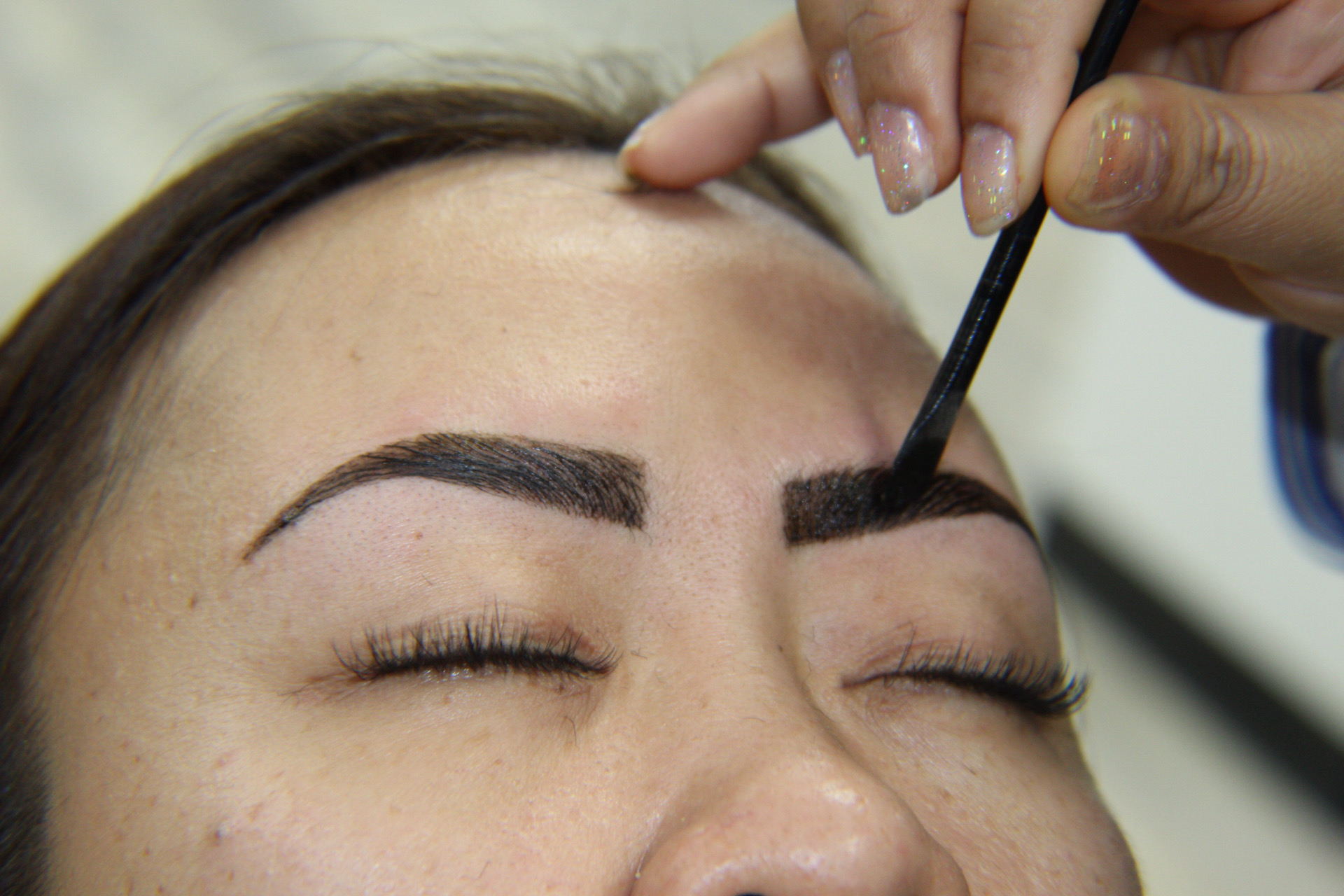 Brow Tinting