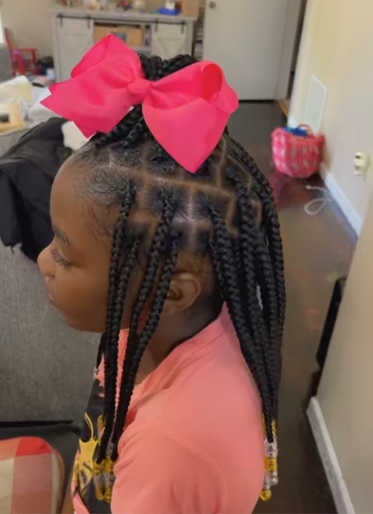 Girls Medi knotless Braids Age 5-12