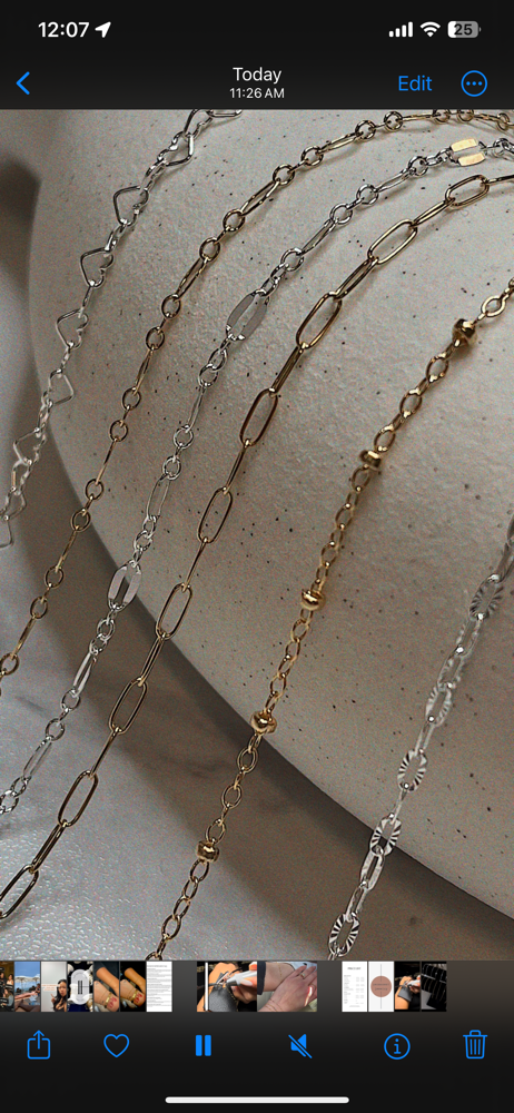 One Gold Anklet