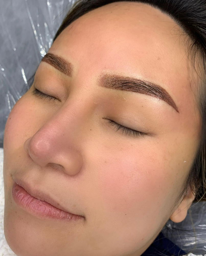 Ombré Powder Brows