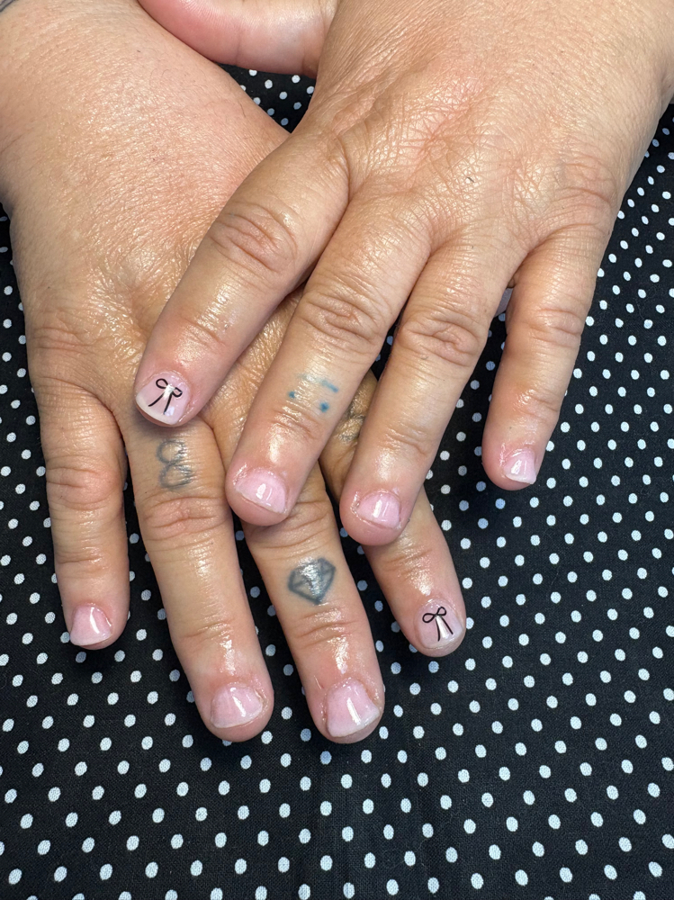 Manicure (Gel Polish)