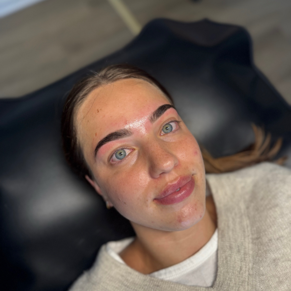 Brow Wax & Tint at Honey B Wax Bar LLC in Lynchburg, VA