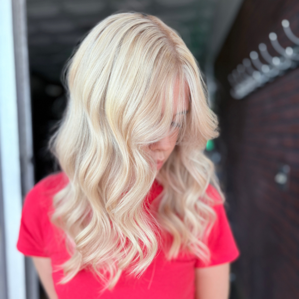 Full Blonding at DesignedbyRonni in Massillon, OH
