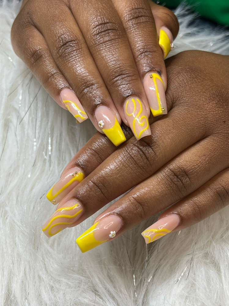 Medium Fullset W/Nail Art