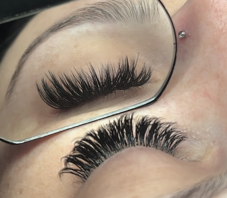 Volume Lashes