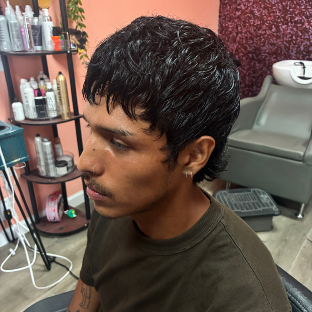 Custom Mens Scissor Cut 😎 at Bbeauty Brattt Salon in Houston, TX