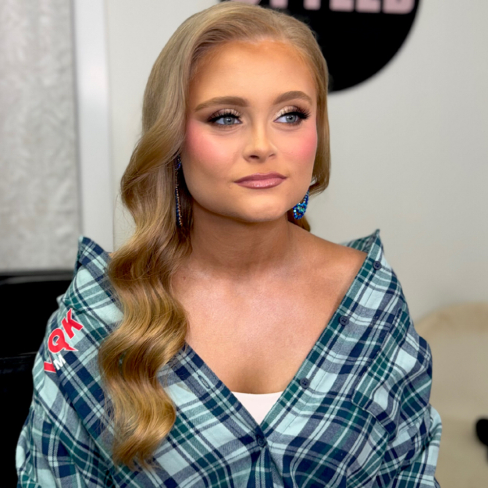 Pageant H&MU (15 years & up) at styledbyemma.roaton in Myrtle, MS