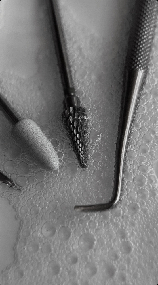 Clean Up Manicure