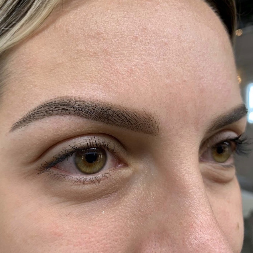 Powder Brows—Cejas Efecto Sombreado at Vicasso Brows & Academy in Olive Branch, MS