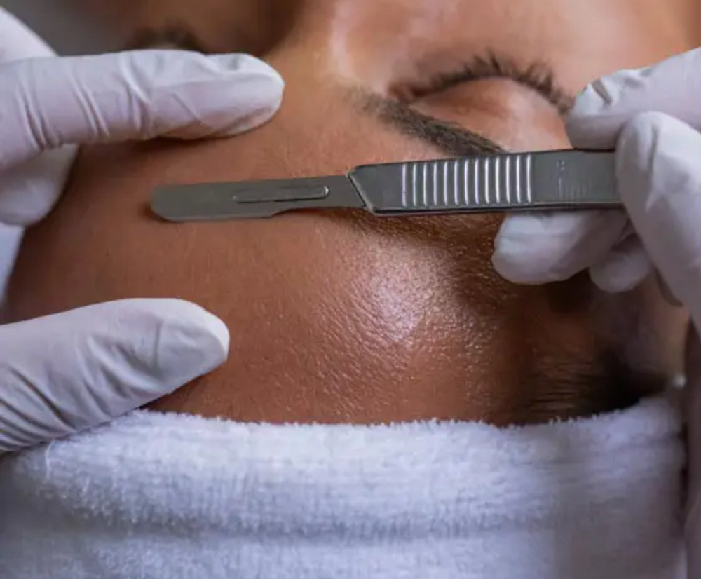 PROMO: Dermaplane W Mina