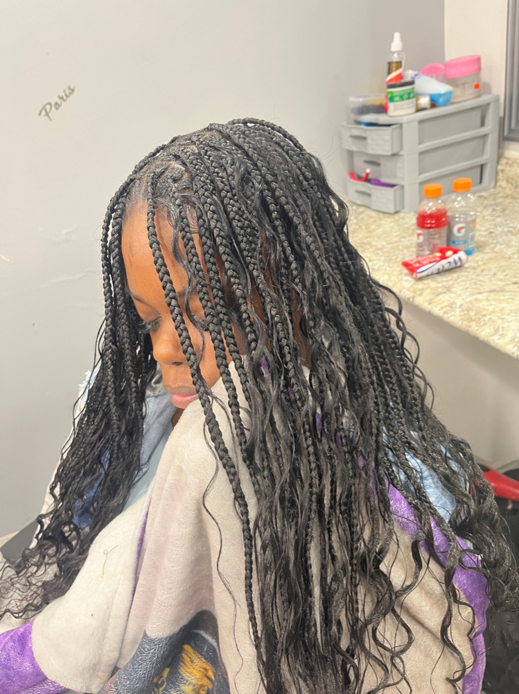 small bohemian knotless at The Hairapist Experience in Mount morris, MI