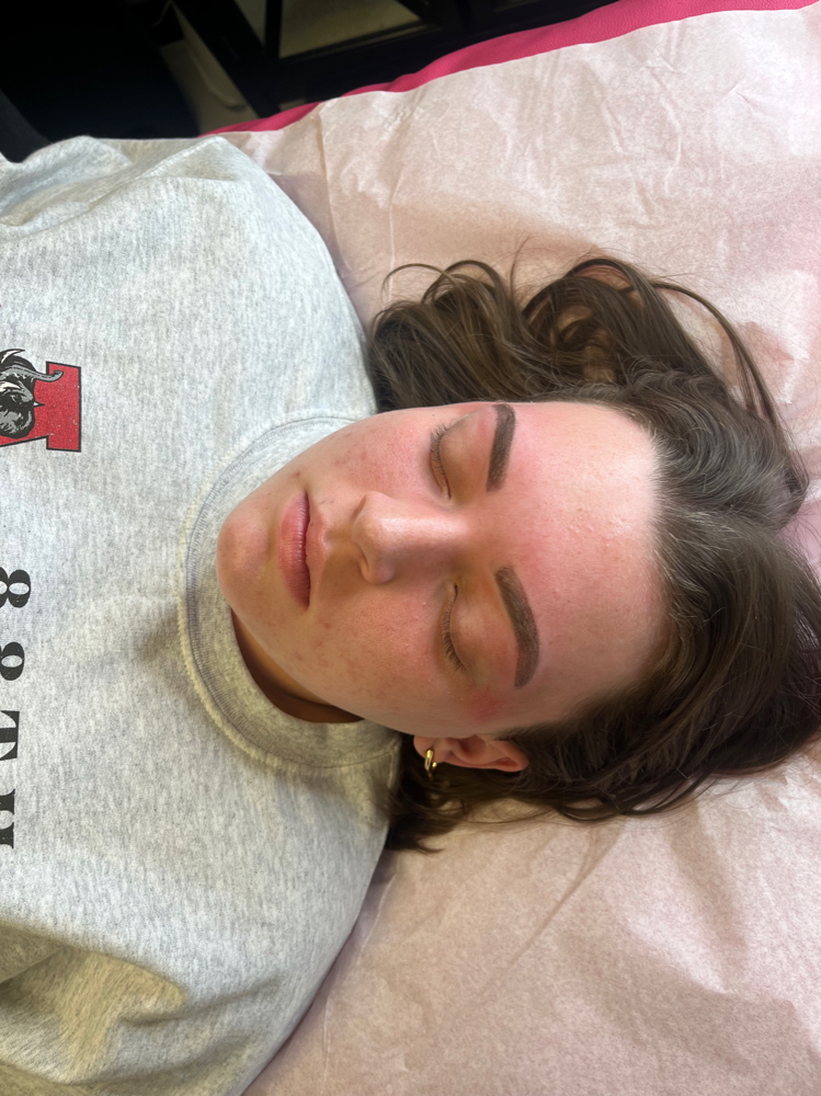 Eyebrow Tint & Wax