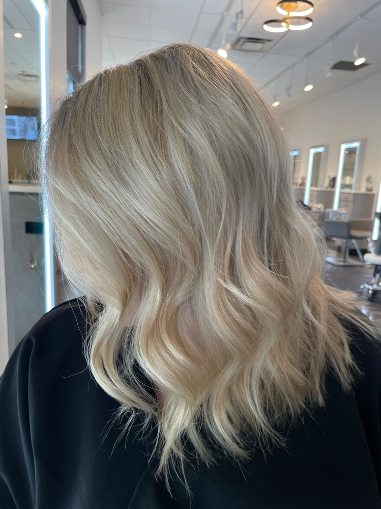 GLOSSING + HAIRCUT