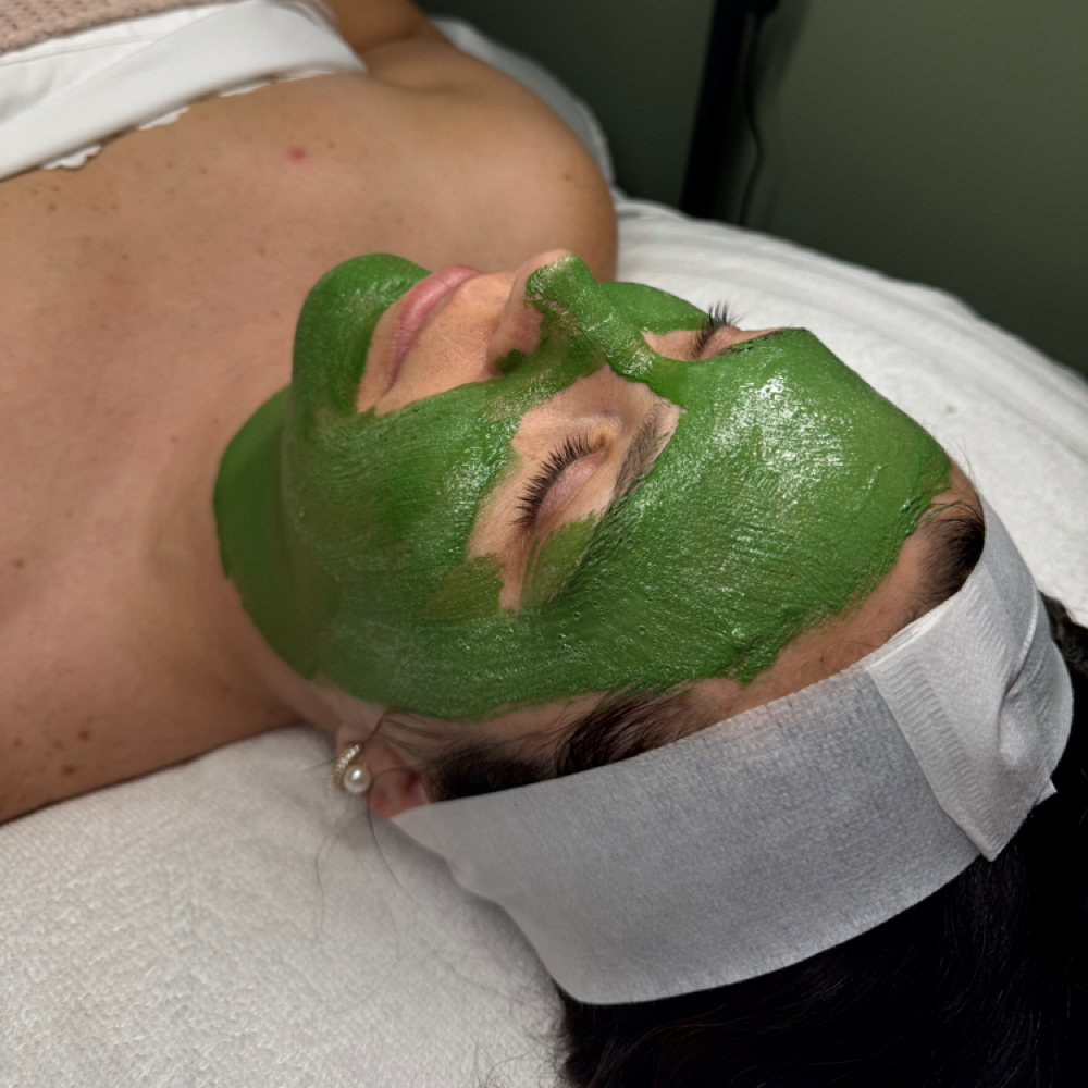 The 30 Minute Refresh at elle's esthetics in Galesburg, IL