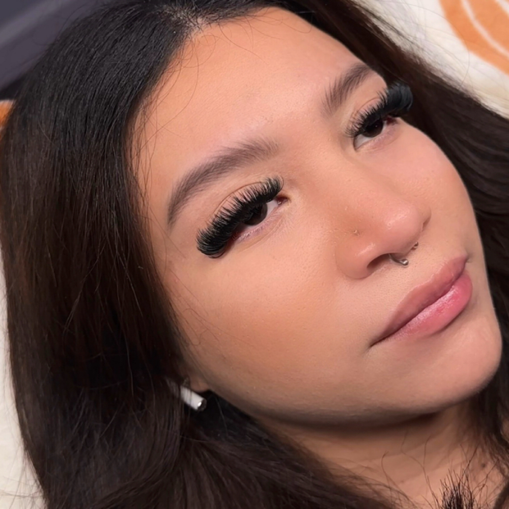 Volume Set at Mia Glam Lashes in Yonkers, NY