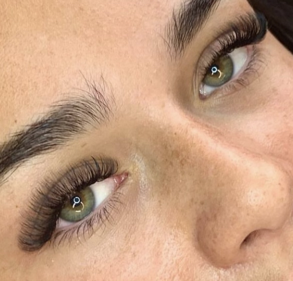 Full Set Hybrid Lashes