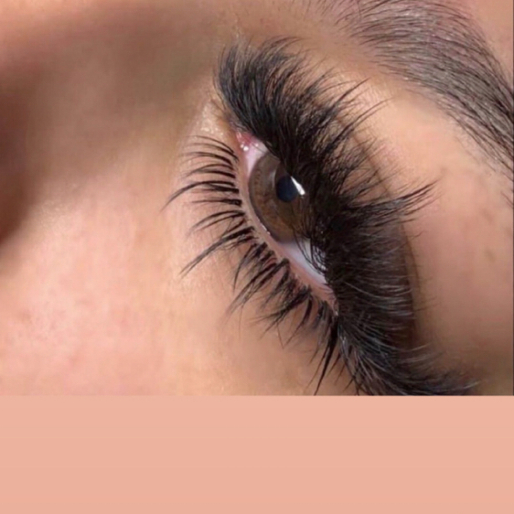 Bottom Lashes at Gigi’s Lashes by Sue in Nutley, NJ
