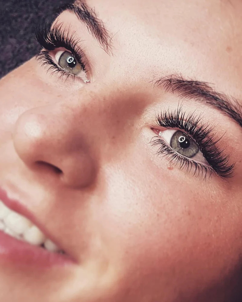 VOLUME SET WITH TOP & BOTTOM at Lash Bar Salon + Co in Kilgore, TX