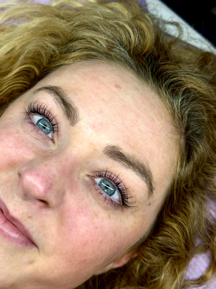 Lash lift + Tint