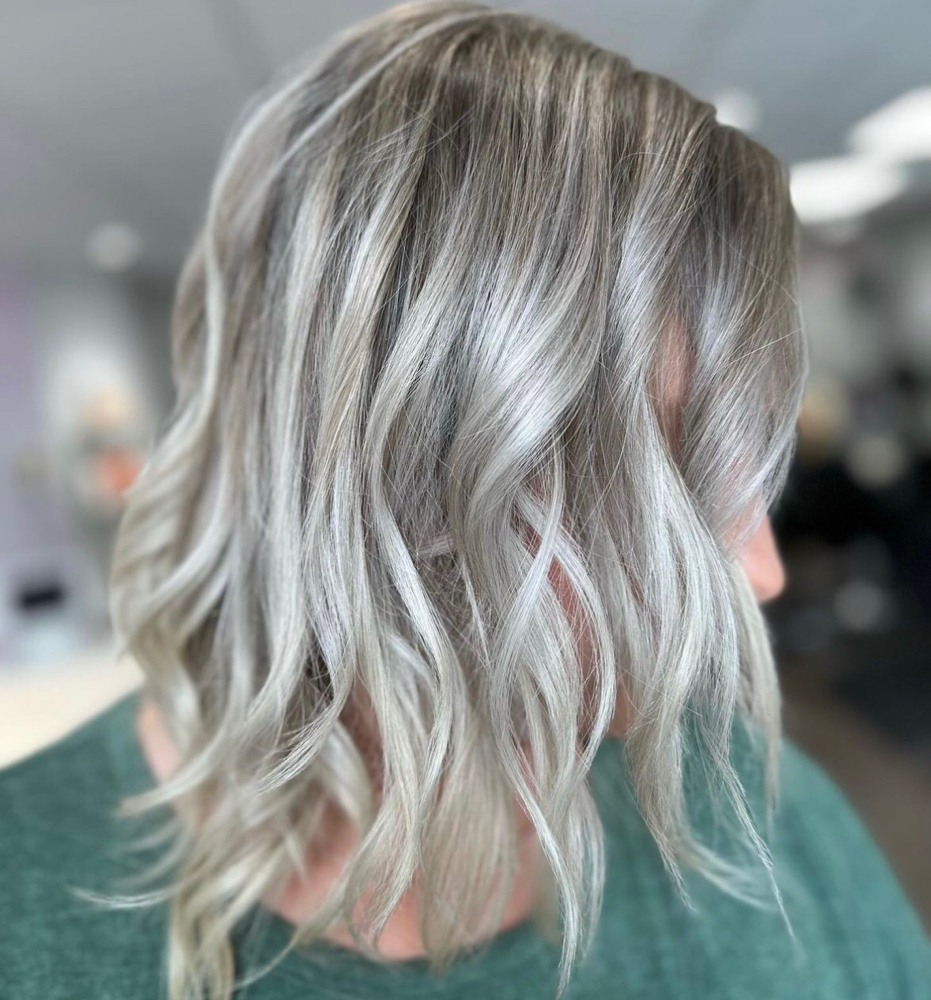 Gloss/ Toner & Blowout