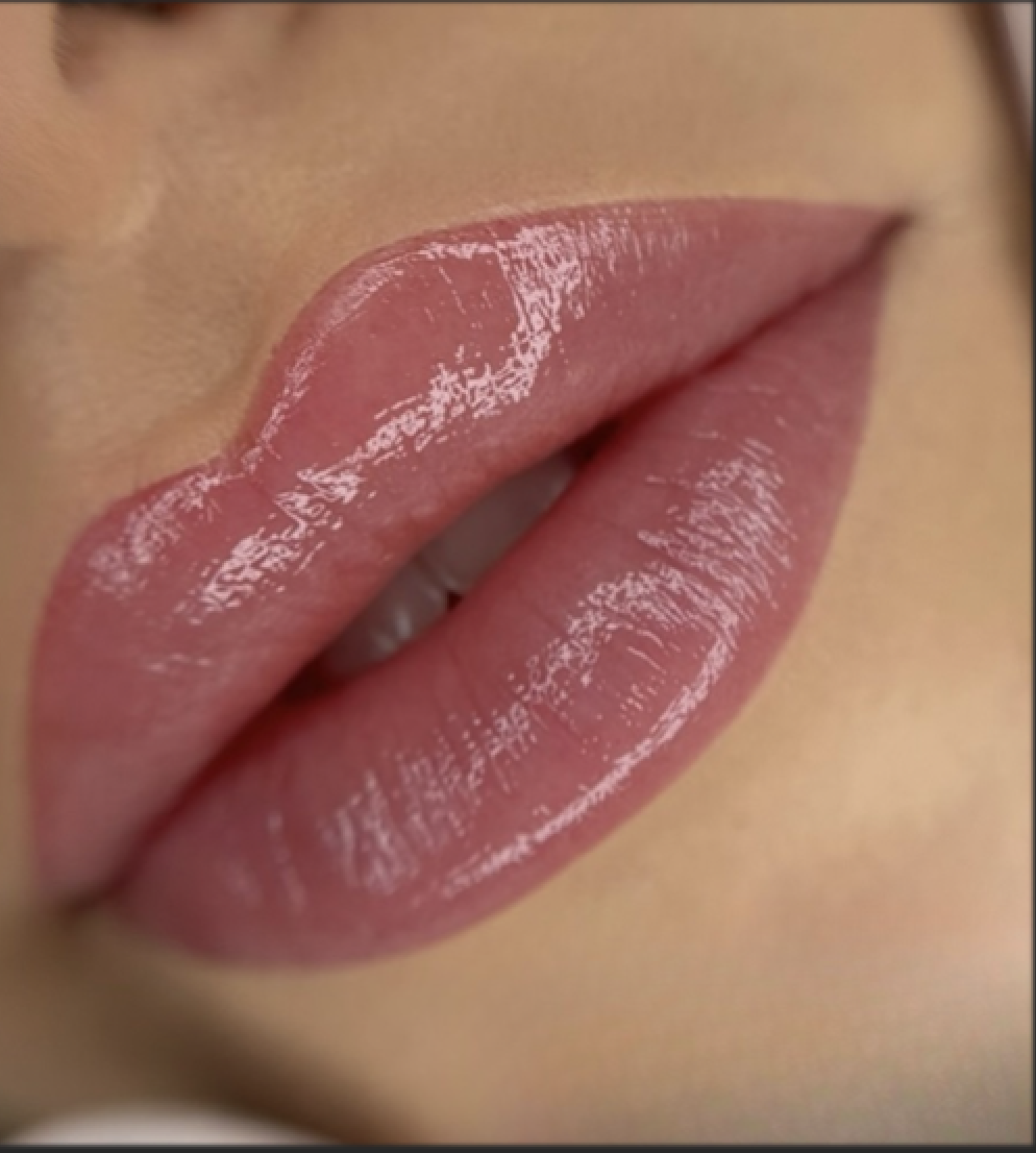 Lip Tinting at ⠀ in Toledo, OH