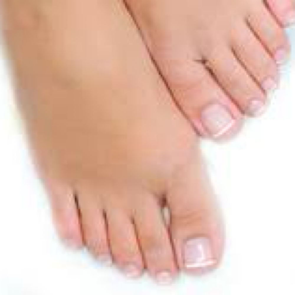 Toe Wax at MGM Beauty Bar in Waterford, MI
