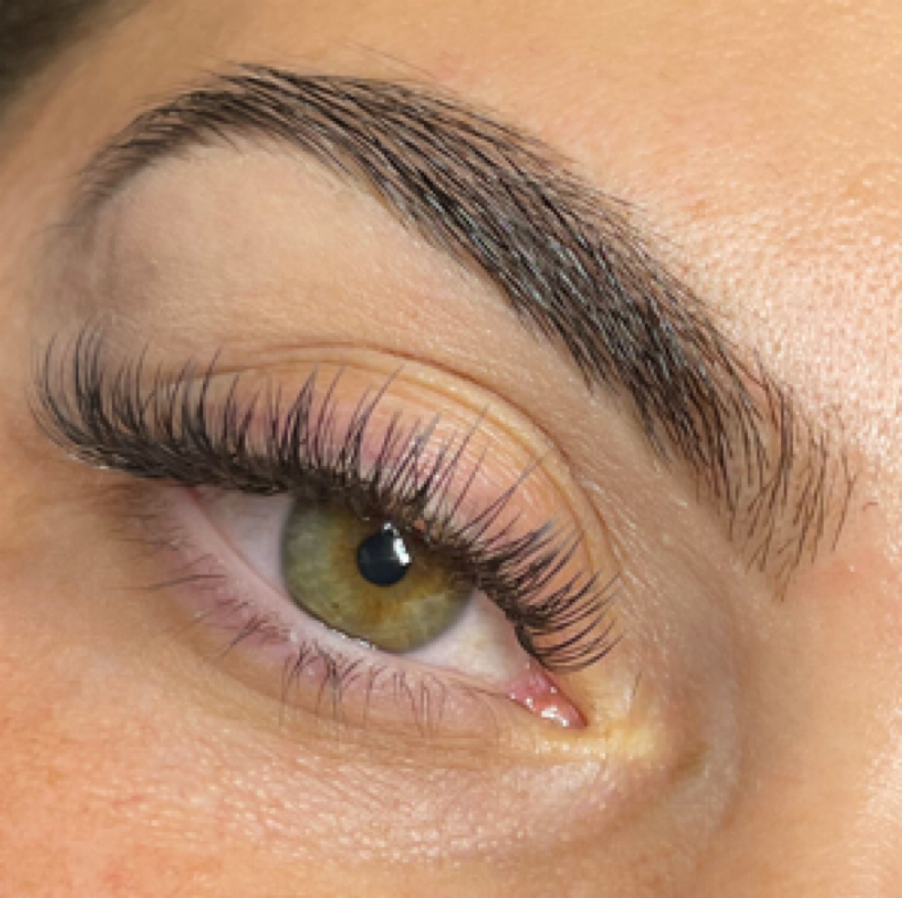 CLASSIC 2 WEEK REFILL at XO BEAUTY BAR in Valley Stream, NY