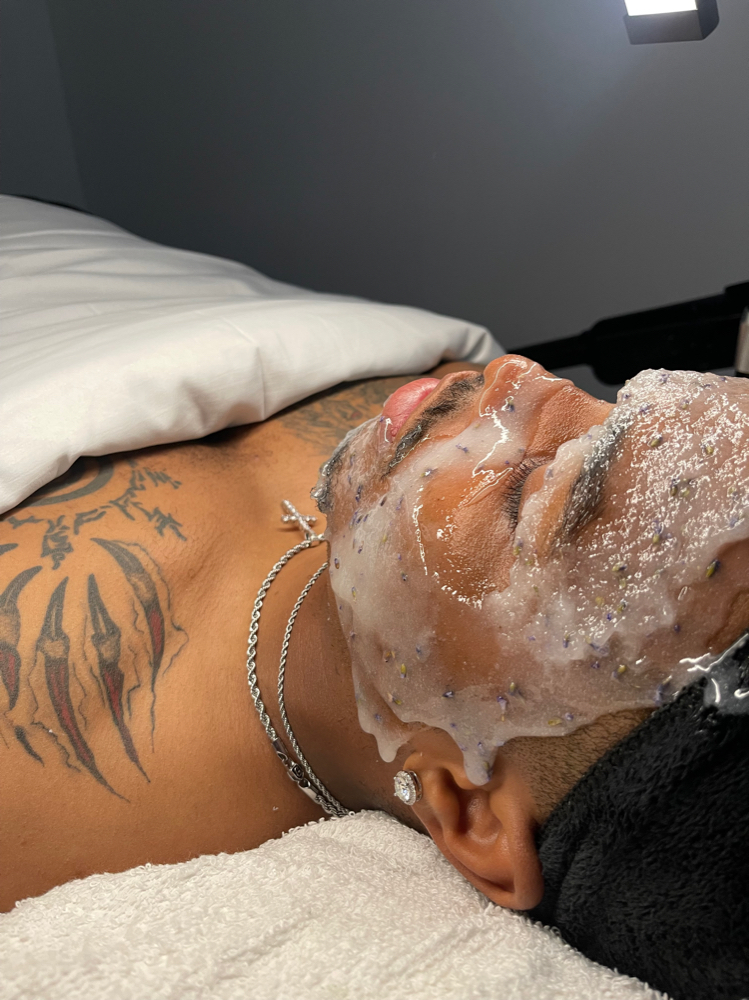 GENTLEMENS FACIAL