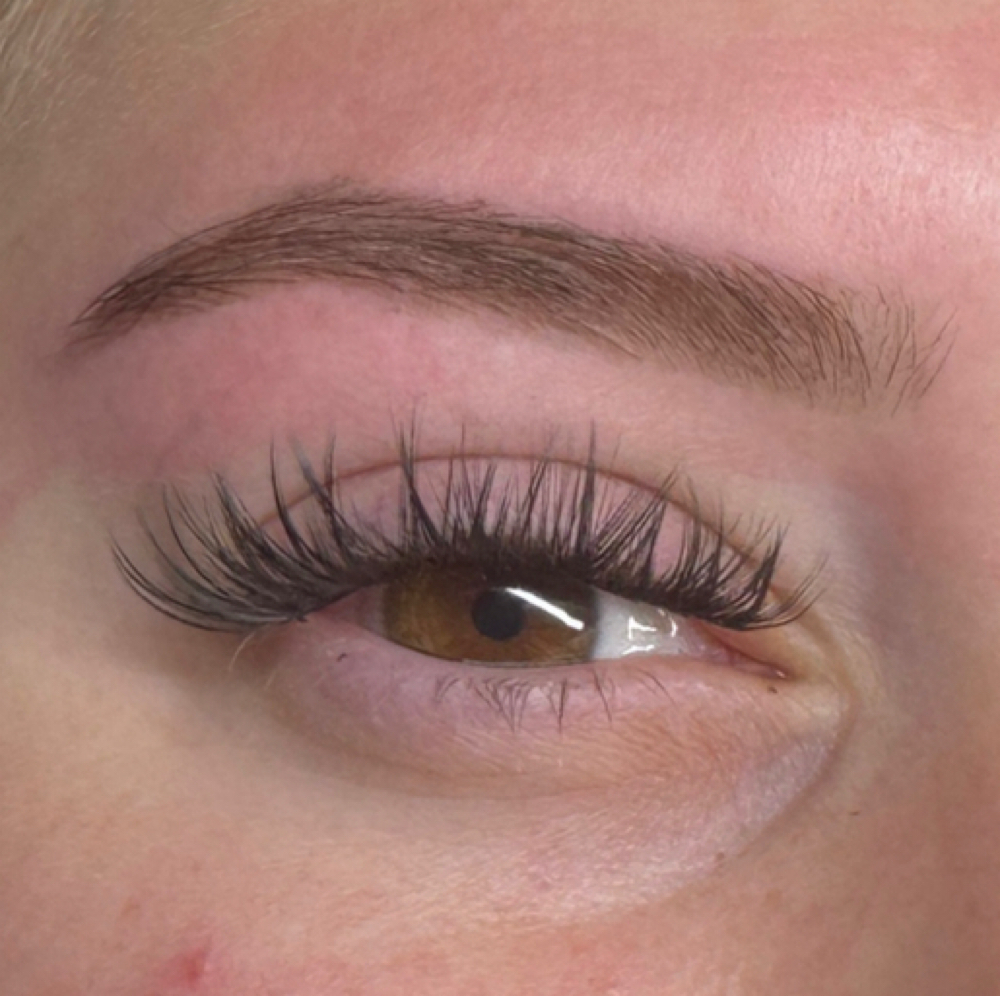Lash Cluster Full Set at Mya’s Minks in Sunbury, PA
