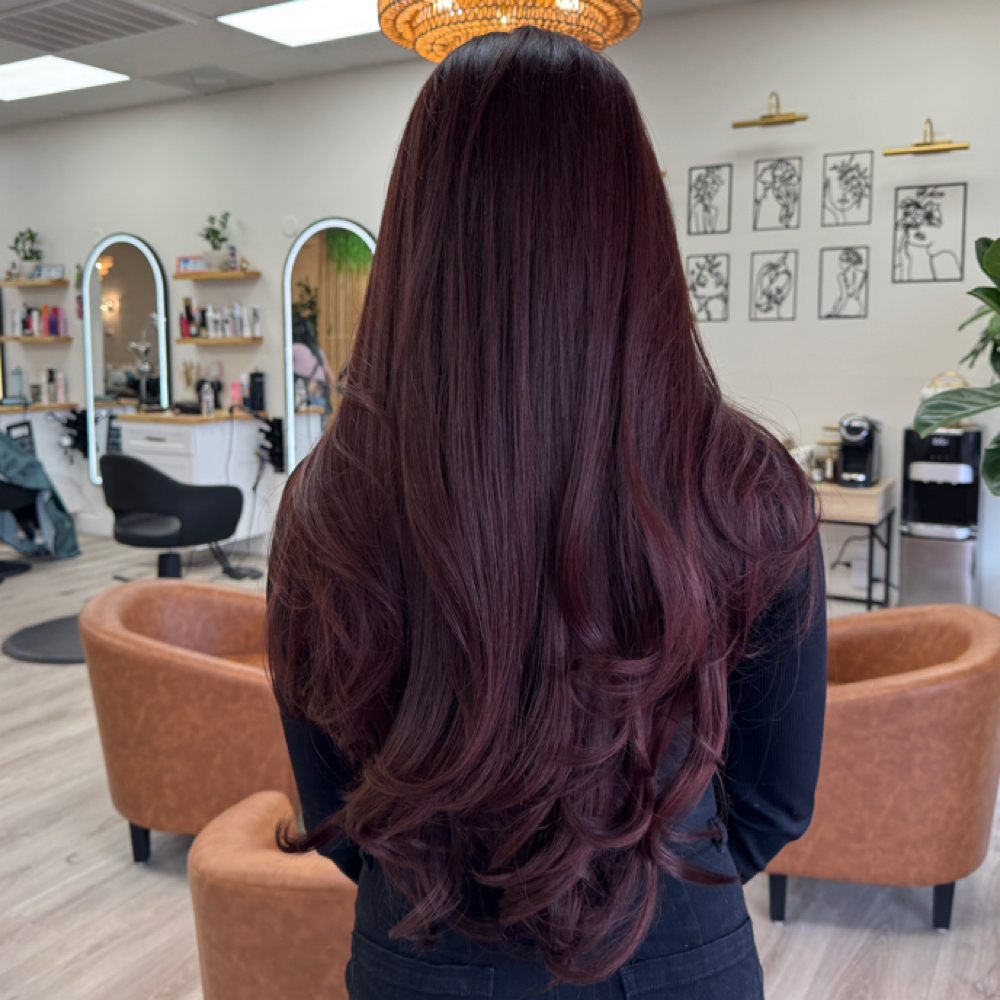 Custom/Solid Color Retouch at HairwithMaria in Las Vegas, NV