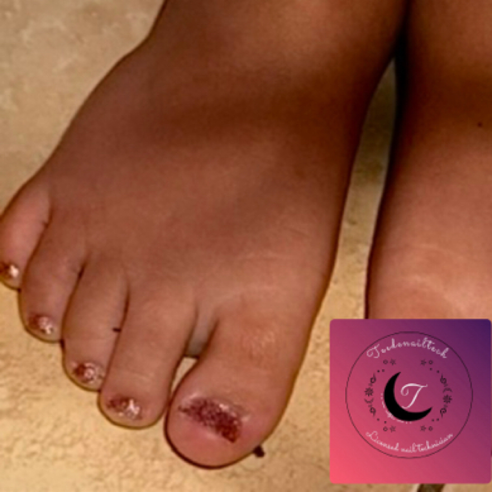 Kiddos Classic Pedicure at TeeDeNailTech in Pensacola, FL