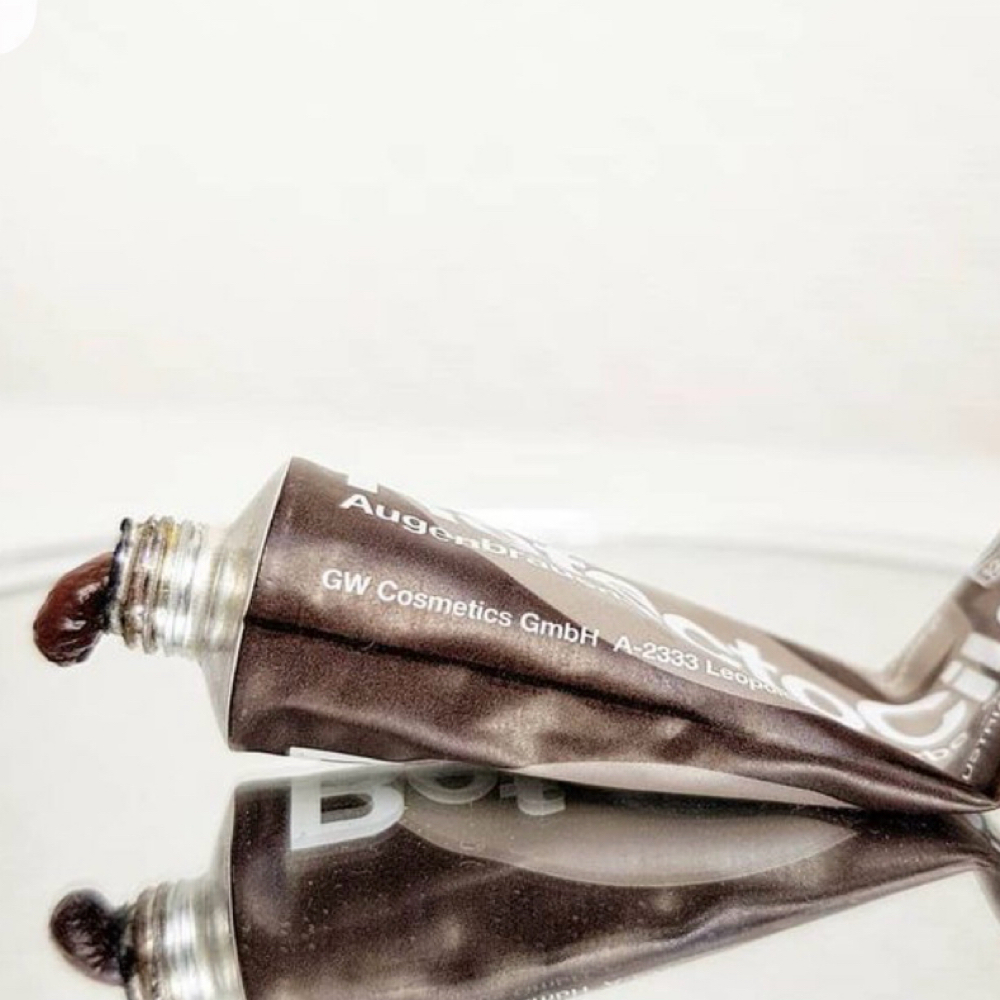 Brow Sculpt + Tint at THE SET in Scottsdale, AZ