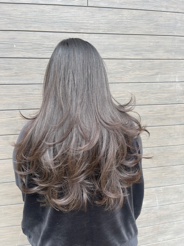 Shampoo/blowdry